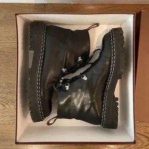 美品　ATP ATELIER COZZANA BOOTS ブーツ　黒　イタリア製 ATP Atelier Women's Cozzana Chunky Boot | $625.00 | Saint